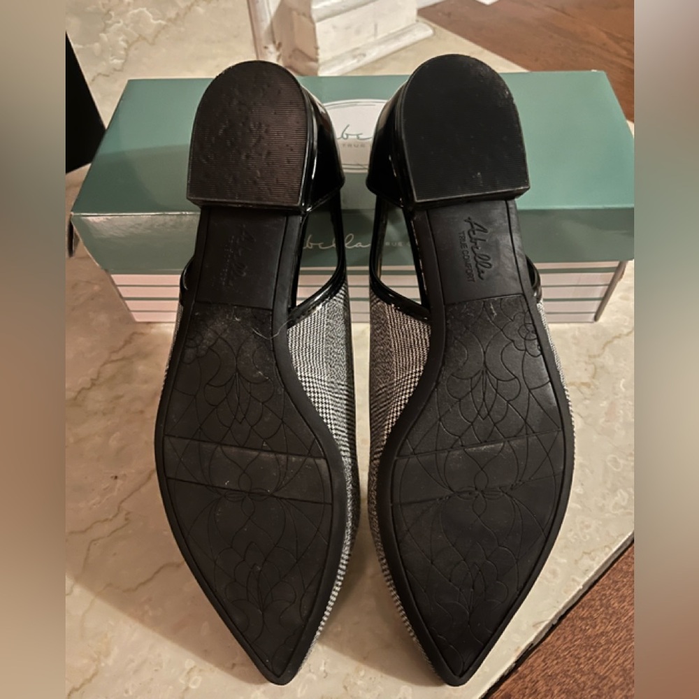 Abella Rylan Shoes - Picture 8 of 8